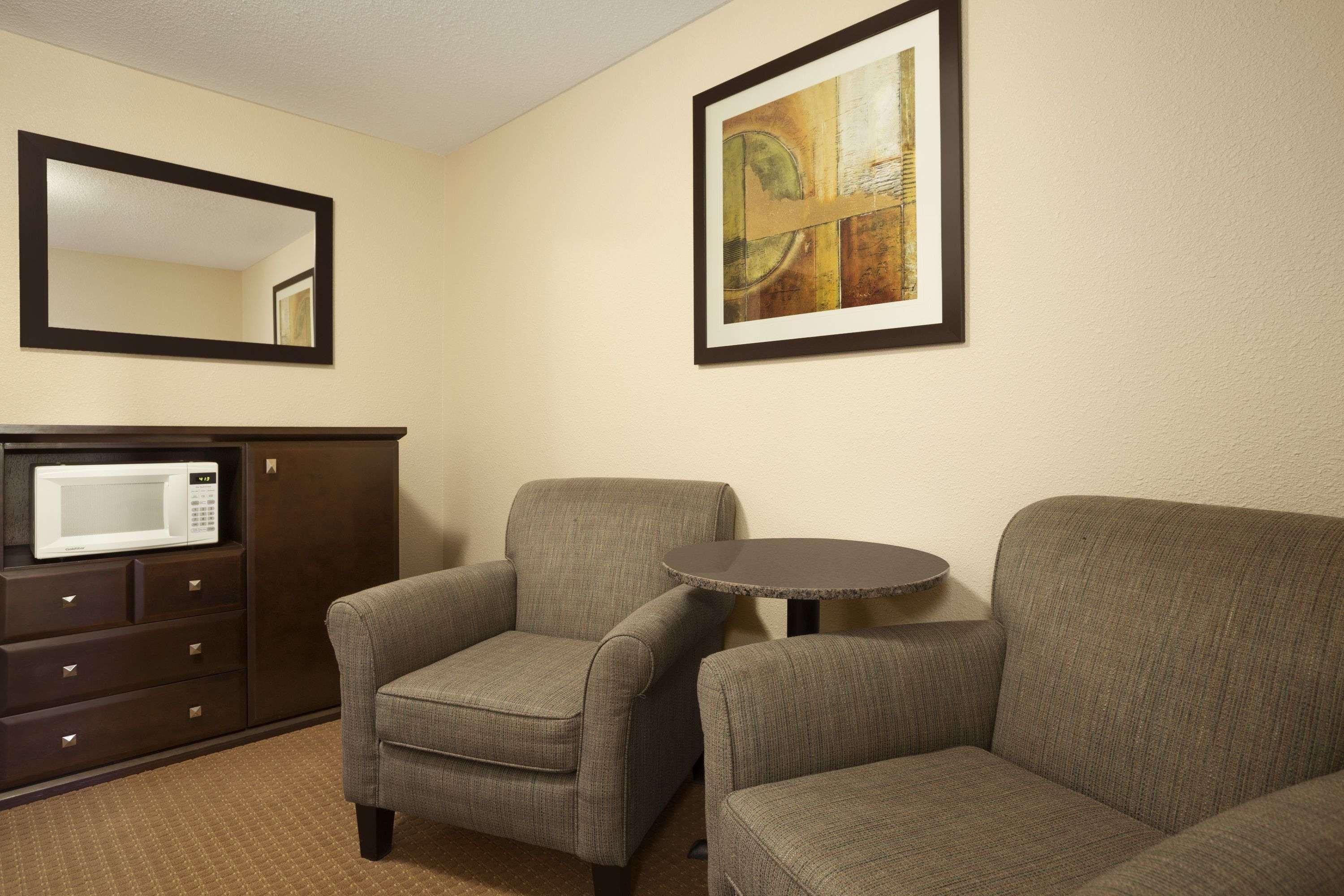 Super 8 By Wyndham Edmonton International Airport Hotel Leduc Exterior foto