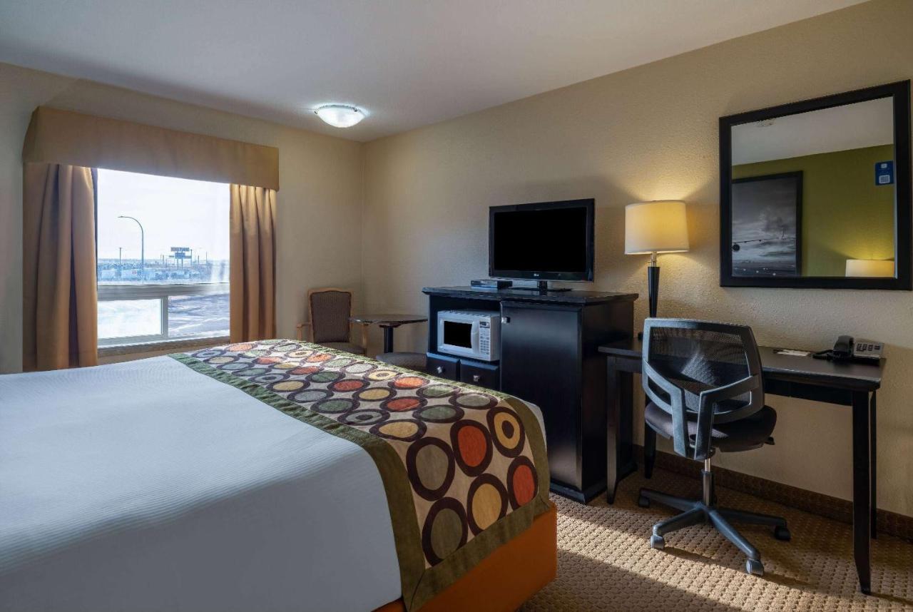 Super 8 By Wyndham Edmonton International Airport Hotel Leduc Exterior foto
